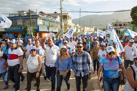 Prm Exhibi Fortaleza En Puerto Plata Con Gran Marcha A Pie Recorri