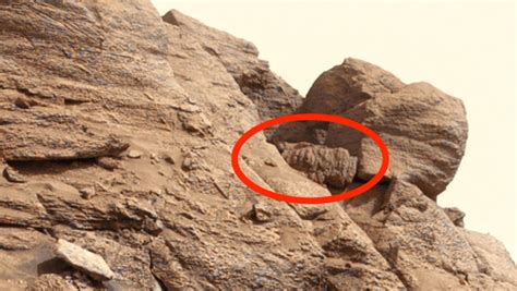 Ancient Alien Statue Discovered Toppled Over On Mars Iheart