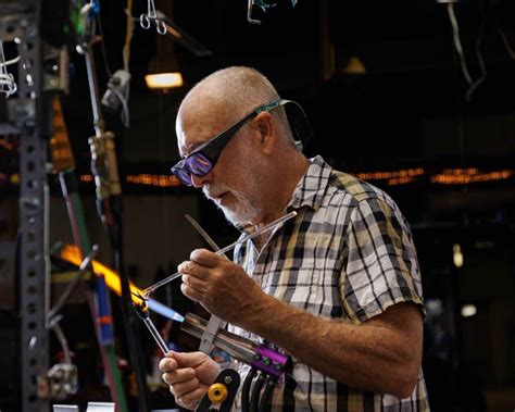 Artists Hot Shops Art Center