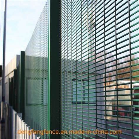 Hot Dipped Galvanized Clear View Fence For Anti Climb Fencing Mesh