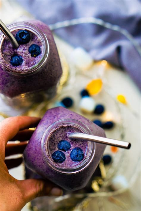 Blueberry Cacao Flaxseed Smoothie