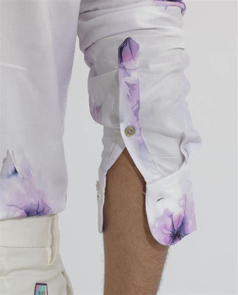 Rare Rabbit Mens Vendar White Viscose Fabric Floral Print Full Sleeve