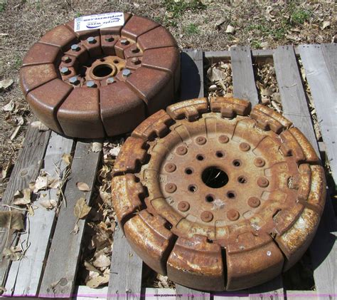 2 Ford Tractor Wheel Weights In Buhler Ks Item G8433 Sold Purple