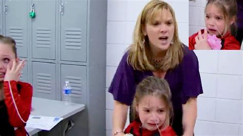 Dance Moms Christi Makes Maddie And Mackenzie Cry After Going Off On