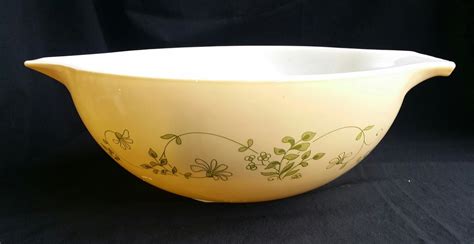 Vintage Pyrex Mixing Bowl Shenandoah Cinderella Yellow Green Floral