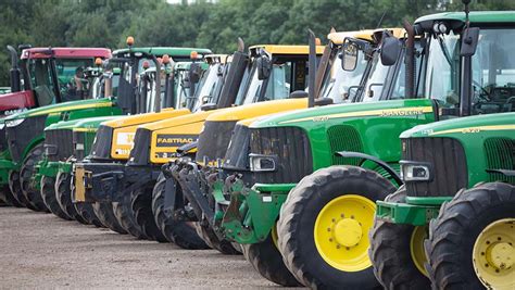 Handy checklist for buying a second-hand tractor - Farmers Weekly