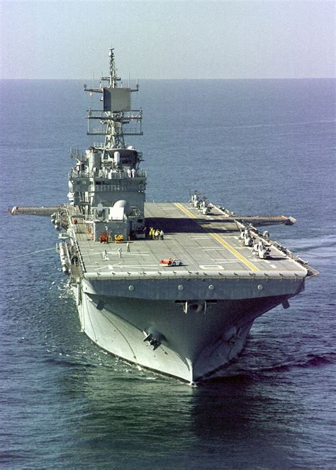 MaritimeQuest USS Bonhomme Richard LHD 6