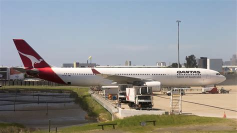 VH QPJ Qantas Airbus A330 303 Sydney Kingsford Smith