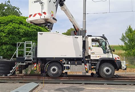 ZAGRO Unimog U 423 Road Rail Work Vehicle For Graz Tram Lines