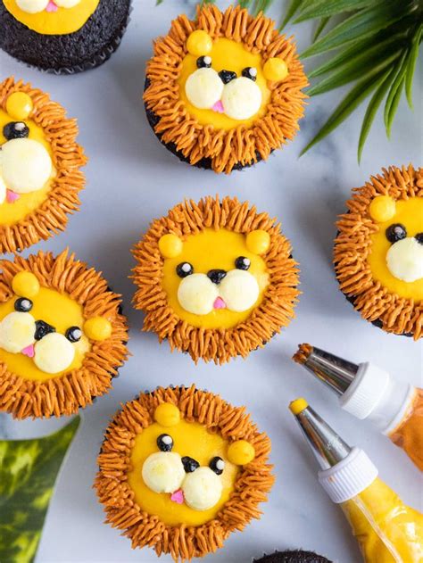 Lion Cupcakes Adorable Buttercream Design W Video Tutorial Recipe