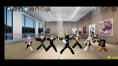 World Random Play Dance 590 Songs Roblox Gameplay Youtube