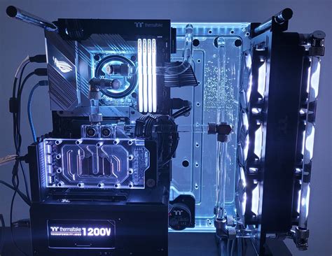 Thermaltake DistroCase 350P I9 10900K RTX 3080 R Watercooling