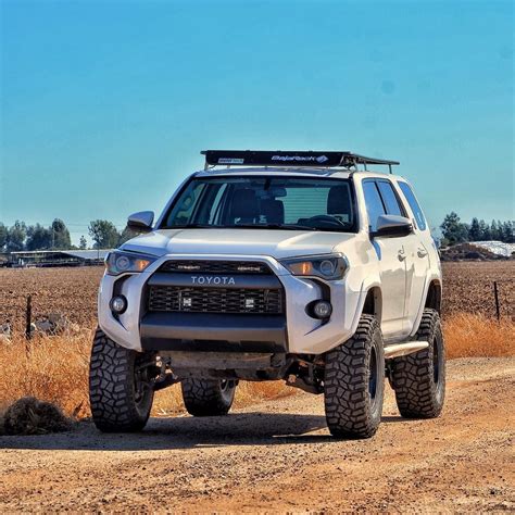 Suv Trucks, Toyota Trucks, Jeep Truck, Offroad Trucks, Pickup Trucks, 4runner Mods, Toyota ...