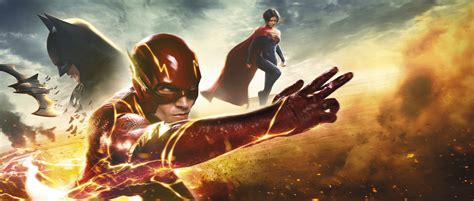 Liberan The Flash Completa En Las Redes Sociales Atomix