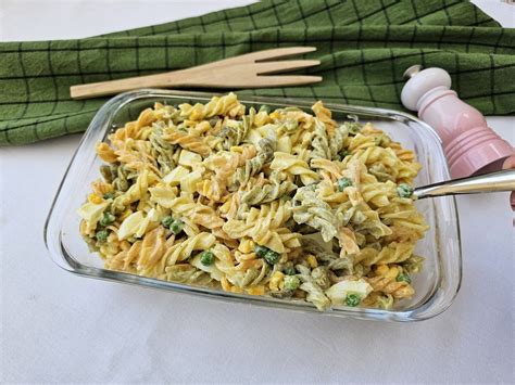 Salada De Macarrão Parafuso Simples Praticidade E Sabor Receiteria