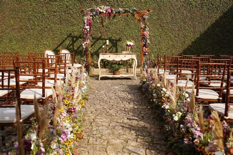 Casamento Colorido No Jardim