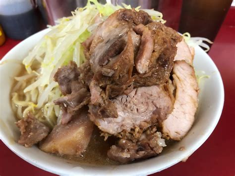 二郎初心者必見『相模大野ラーメン二郎』スモジの豚増しが凄すぎた‼️肉の塊が食いたきゃスモジへ行け‼️値段や頼み方をレポートしてみた‼️