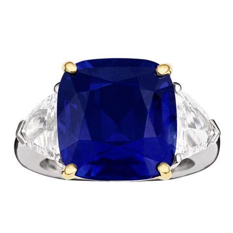 Natural Kashmir Sapphire and Diamond Ring at 1stdibs