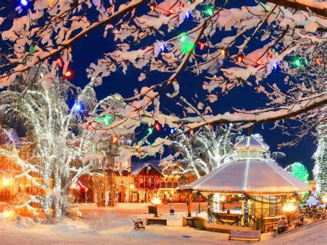 Christmas in Leavenworth: 10 Must-Dos for the Whole Family | Travel Channel