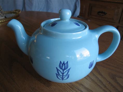 Cronin Blue Tulip Vintage Teapot