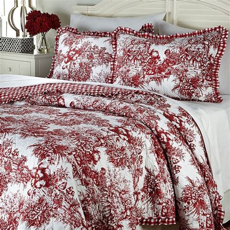 Clever Carriage Red French Toile Country Fullqueen Quilt