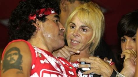 El Secreto Oscuro De Diego Maradona Por El Que Claudia Villafañe Quiere