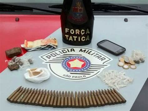 G Homem Preso Muni O De Fuzil Restrita Ao Ex Rcito Em Itapeva