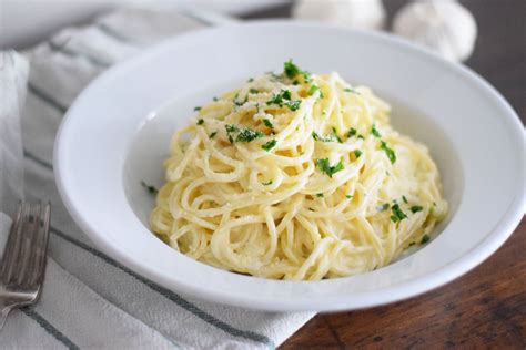 Creamy Four Cheese Pasta With Garlic Recipe