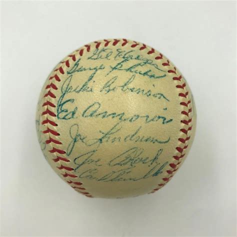 √ Jackie Robinson Signed Baseball