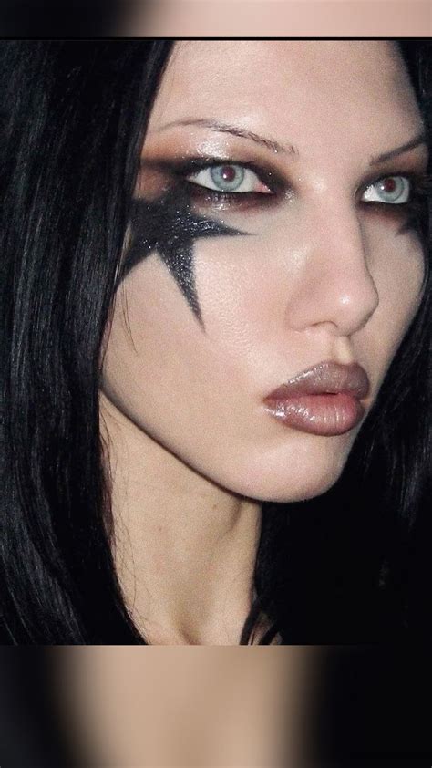 Makeup cute emo | Makeup inspiration, Grunge makeup, Futuristic makeup