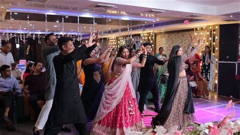 Bride’s Surprise Dance Performance For The Groom😍 Best Engagement Dance Don’t Miss The End