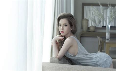 Hot Girl Dao K O V N Tokyo Ang Mang B U Tu N Th