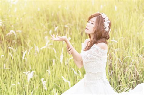 Wallpaper Women Outdoors Model Asian Field Wedding Dress Person