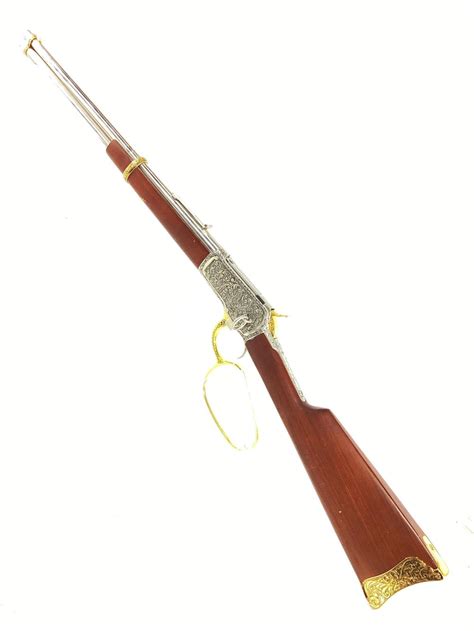 Lot John Wayne Commemorative Winchester Rifle