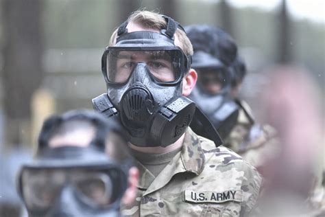 Military police don gas masks for annual training | Article | The ...