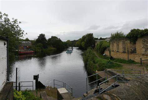 The River Calder Seen From Newgate Habiloid Cc By Sa