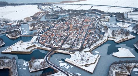 30 Stunning Winter Towns From Around The World Pulptastic