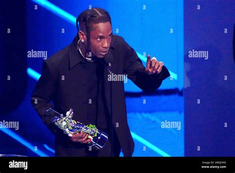 Travis Scott accepts the award for best hip-hop for "Franchise" at the ...