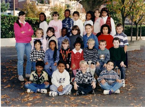 Photo De Classe CE2 De 1996 ECOLE JULES VERNE Copains D Avant