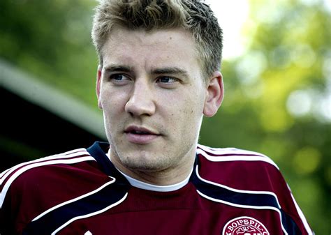 Bendtner Snakker Med Klub Bt Fodbold Bt Dk