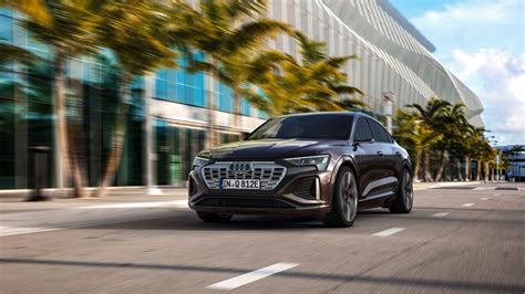 Audi Q8 E Tron Sportback Foto S 2024 Egear Be