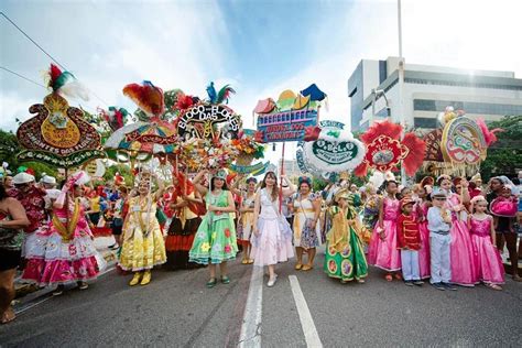 Em Pauta Aurora Dos Carnavais Encontro De Blocos De Pau E Cordas