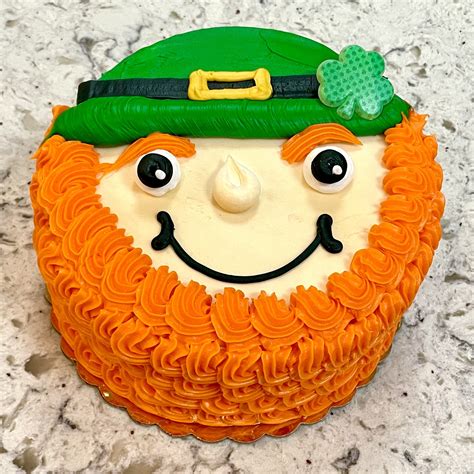 Leprechaun Cake 8 Inch Serves 8 10 The Pennsylvania Bakery