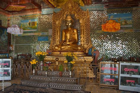 Myanmar. Buddha statue in the pagoda Soon U Ponya Shin, located on top ...