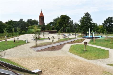 Nowy plac zabaw w Malborku do kontroli Po skargach na jakość wykonania