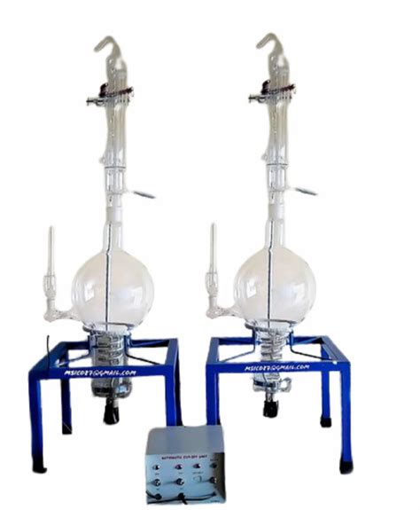 MICROTECH Borosilicate Glass Double Distillation Unit For Pharma At Rs