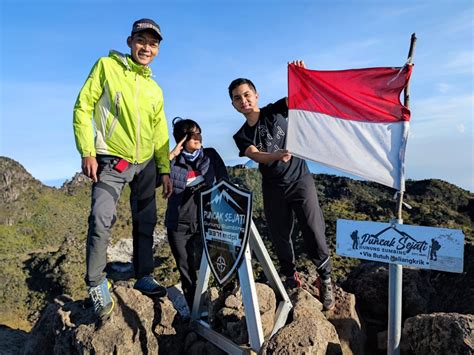 Private Trip Open Trip Paket Pendakian Gunung Sumbing 20222023