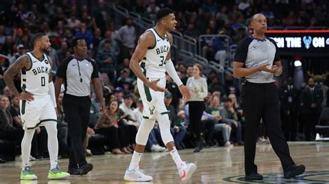 Giannis Antetokounmpo Ejected From Bucks Matchup Vs Pistons Espn