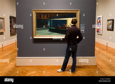 viewer looking at Edward Hopper's NIghthawks, Art Institute of Chicago ...