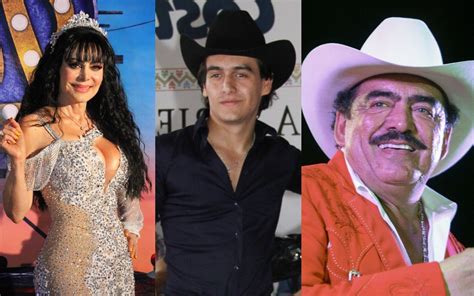 Maribel Guardia enseña la urna de Julián Figueroa Video Aristegui